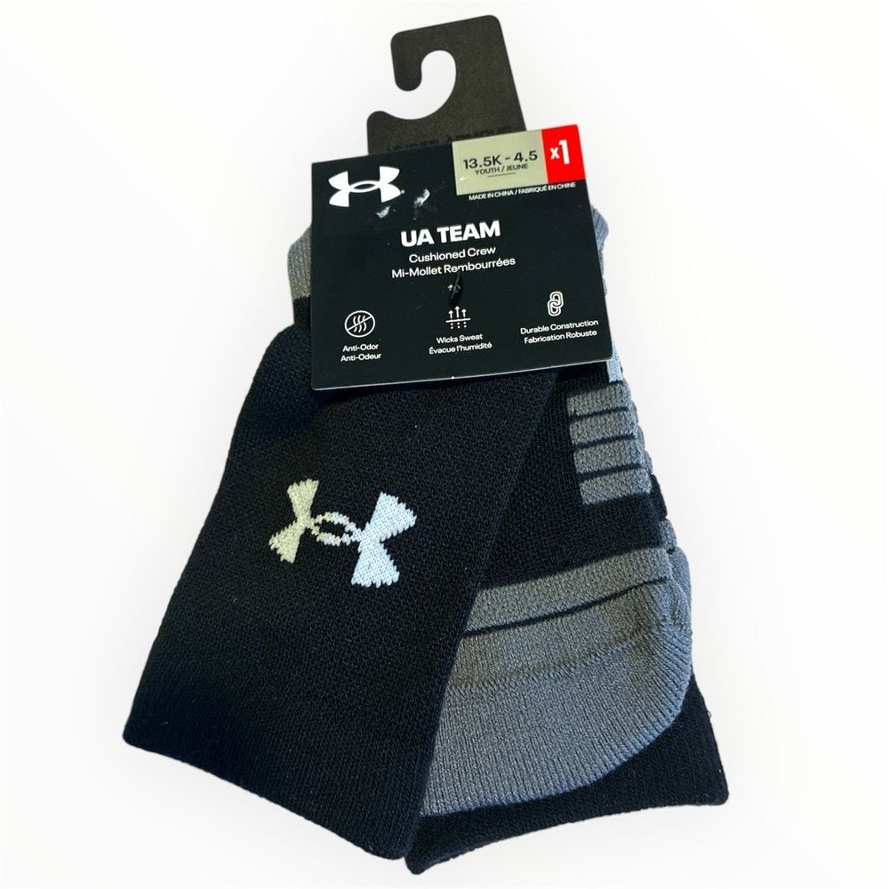 Under Armour kids Black and Gray Socks size 13.5K-4.5
